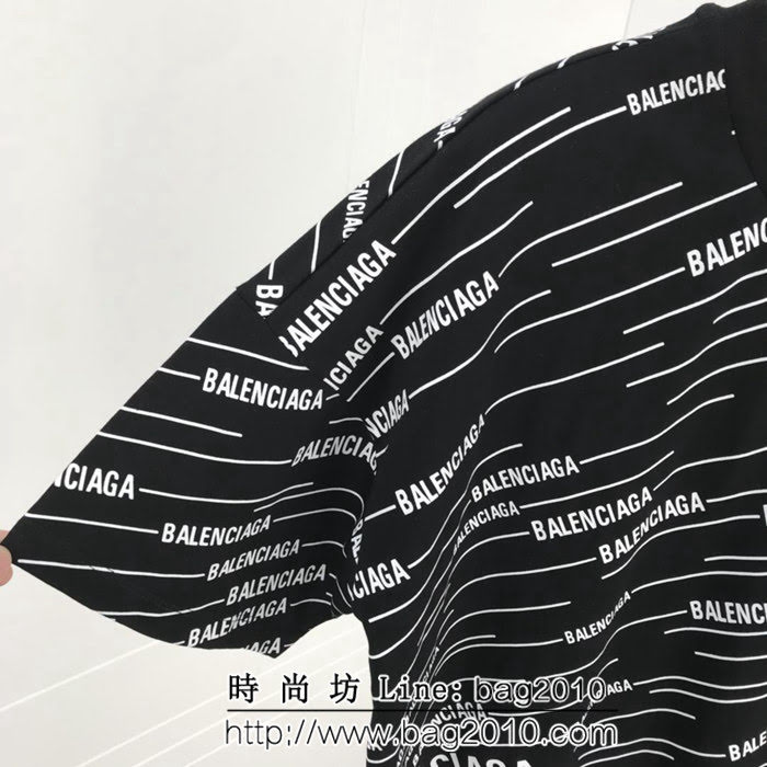 BALENCIAGA巴黎世家 19ss早春新款 滿身logo印花短袖 數碼直噴印花工藝 黑白雙色 情侶款 ydi2101